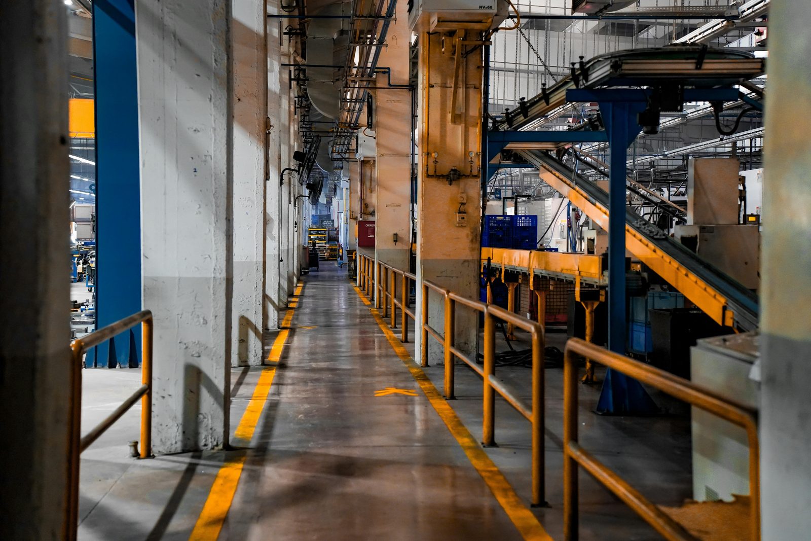 Factory Floors & Warehouses
